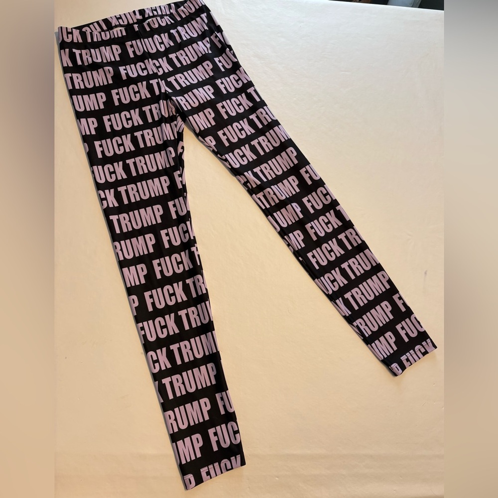 RARE!!! Poprageous FU€K TRUMP leggings - size large